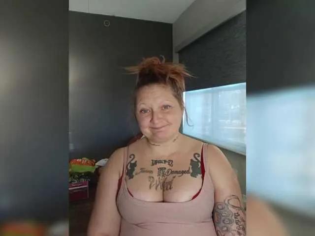 Adelaideskyy on BongaCams