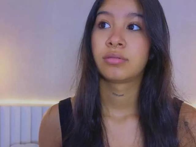 Aida-Moreno on BongaCams