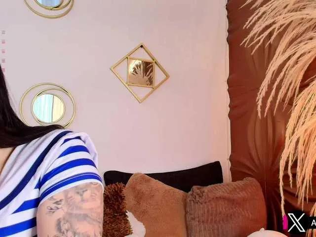 Aliceowenn on BongaCams