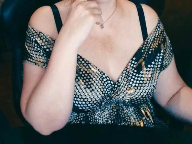 Alisa1917 on BongaCams