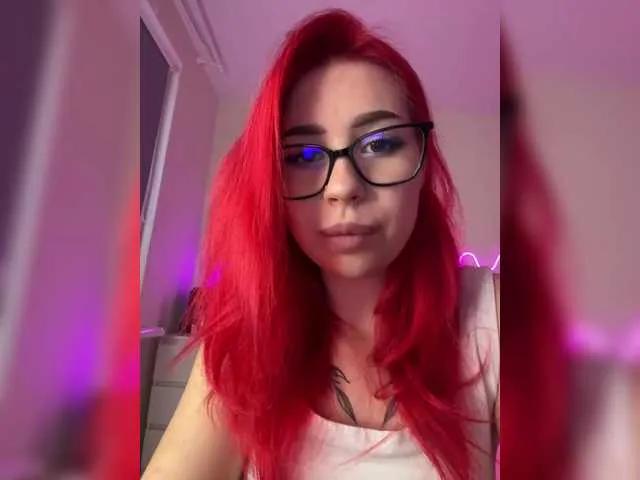 Offline Alismoon66 on BongaCams