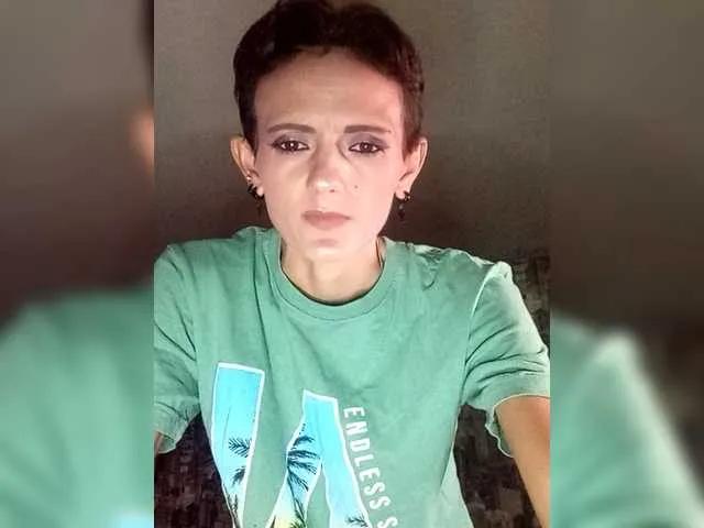 Alyonchik8 on BongaCams