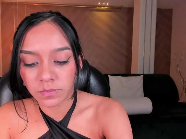 AmaliaCruss on BongaCams