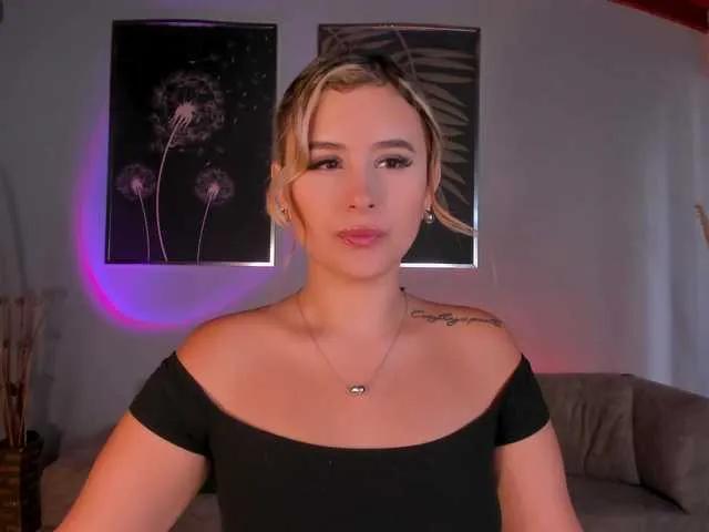 AnnaBrooks on BongaCams