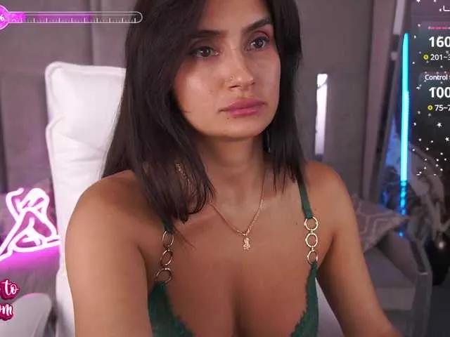Offline AnzhyTeqila on BongaCams