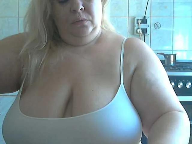 AriannaMilf on BongaCams 