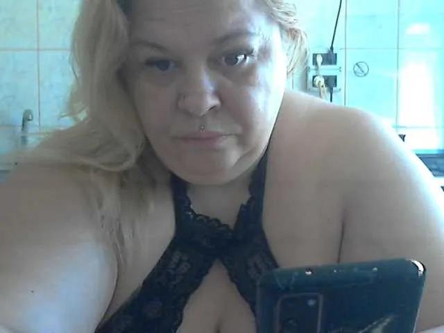 AriannaMilf on BongaCams 