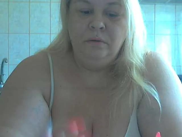 AriannaMilf on BongaCams