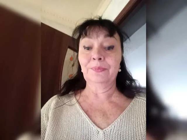 Offline asya18 on BongaCams