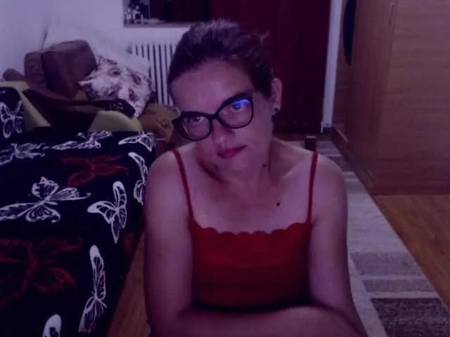 bellaro on BongaCams
