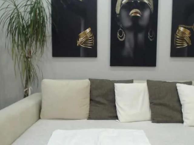 carena1 on BongaCams