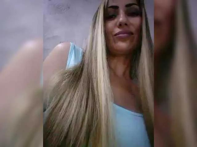 Cassssablanca on BongaCams