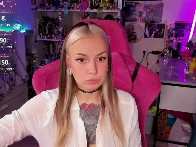 ChloeKohaku on BongaCams