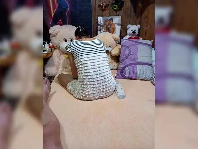 Offline Cottoncandy1-1 on BongaCams