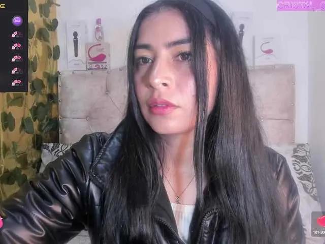 criistallconnorr on BongaCams 