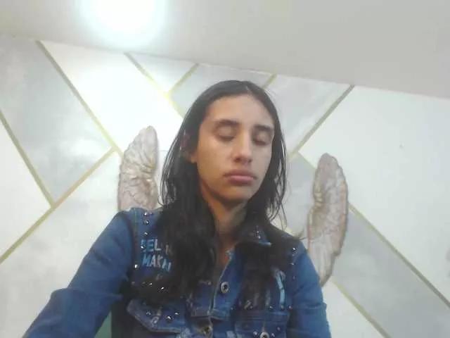 Offline Cyrano-Roxana on BongaCams