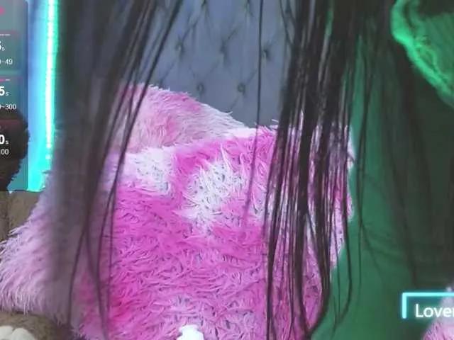 Offline dannyalvarex on BongaCams