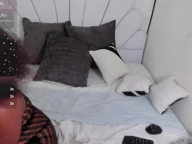 Offline darlevolant on BongaCams