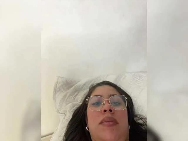 diva-tropical0808 on BongaCams