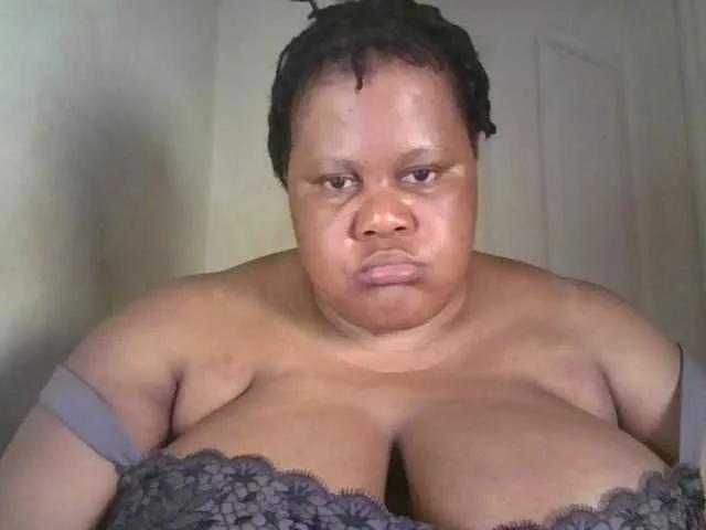 Freechat Ebonymagixs on BongaCams