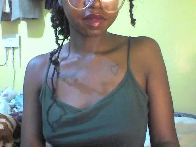 Ebonymuse on BongaCams