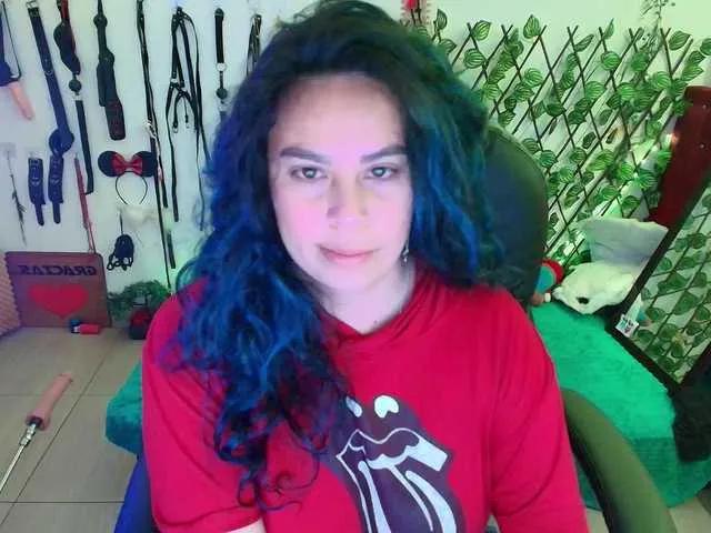 Offline elektra-32 on BongaCams