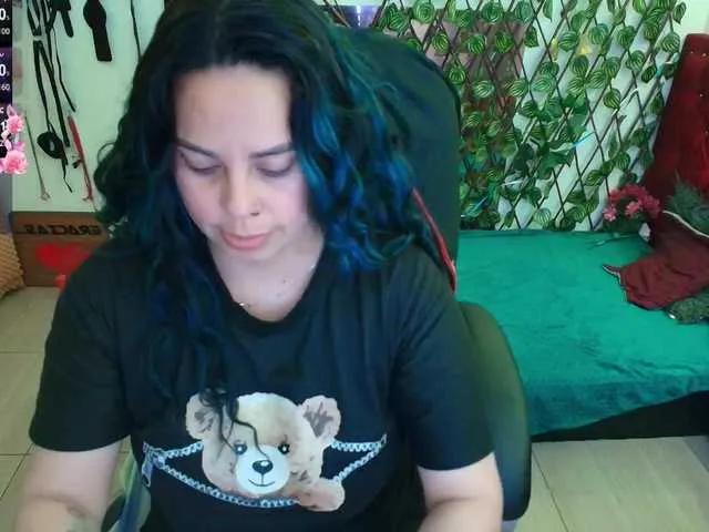 Offline elektra-32 on BongaCams