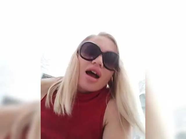 ElenCarr on BongaCams