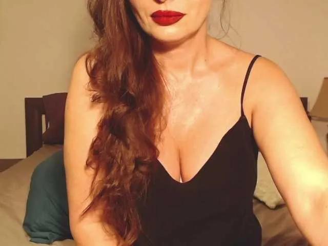 ellaine on BongaCams 