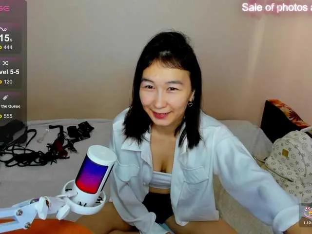 ElliMilka on BongaCams