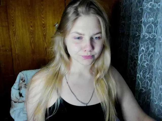 Emma-Frizea on BongaCams 