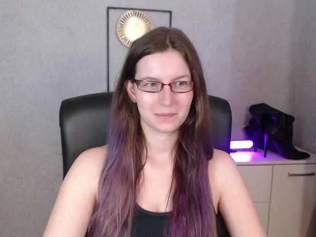 EmmaHeart on BongaCams 