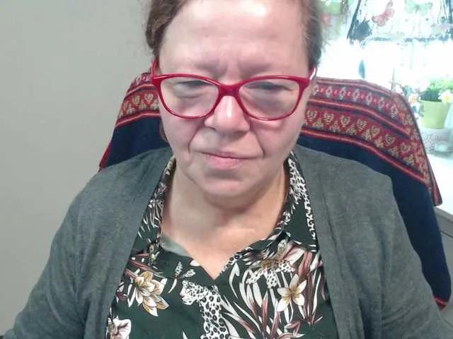 Offline flirty-adele on BongaCams