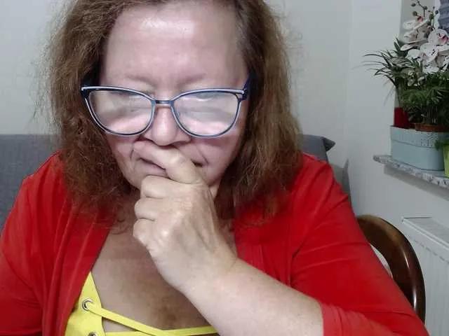 Offline flirty-adele on BongaCams