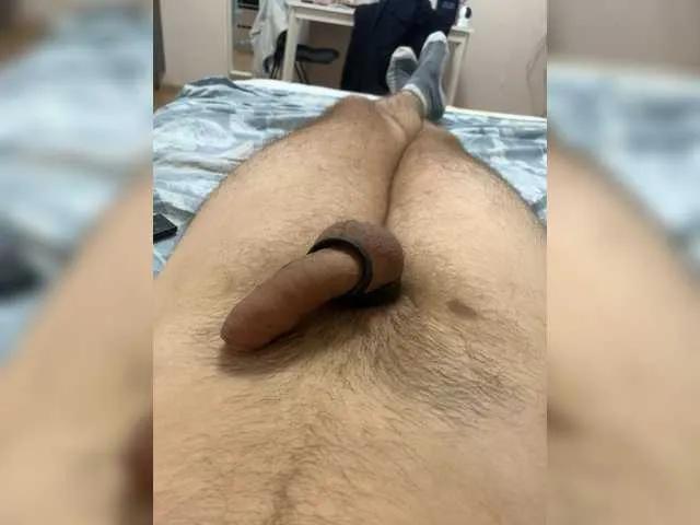 Garrr136 on BongaCams 