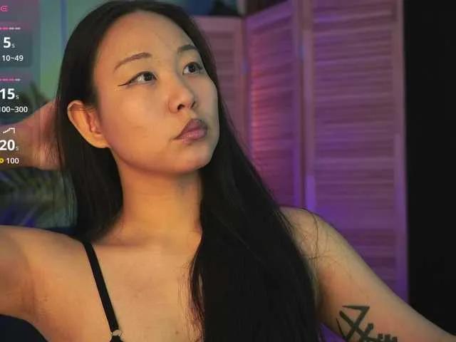 Inari-Okami on BongaCams