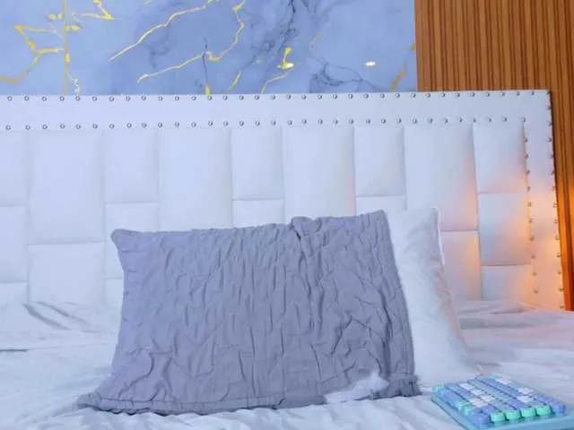 Indiancutiie on BongaCams 