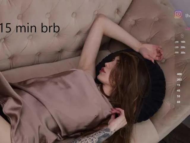 Offline IzabellaOne on BongaCams