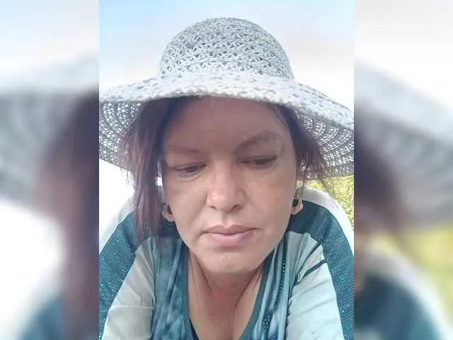 Juliamad on BongaCams