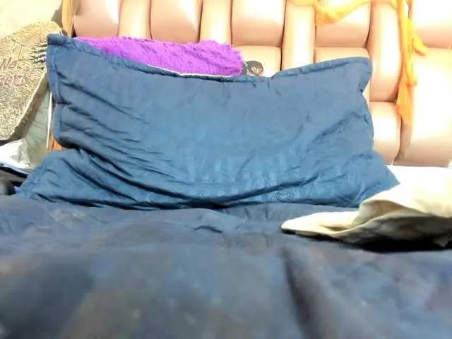 Offline KEYRAMILLER on BongaCams