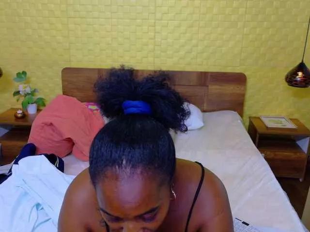 kiara-evanss on BongaCams