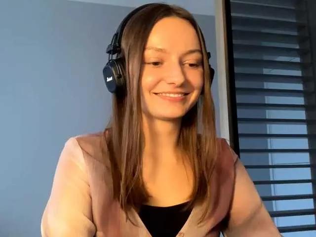 Offline KittieRusu on BongaCams