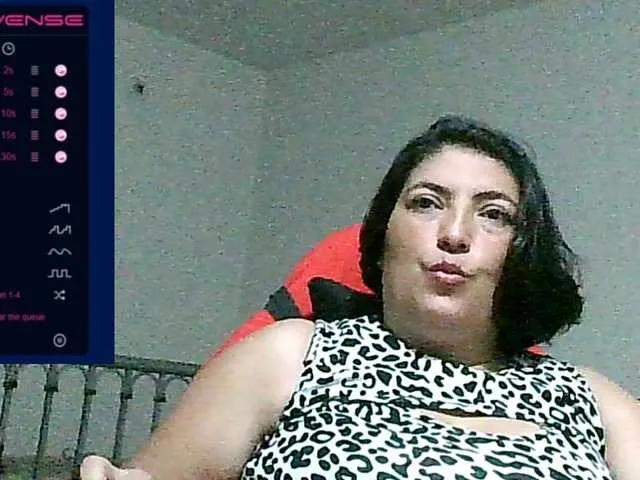 Freechat linamaria98 on BongaCams