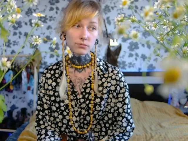 Offline LittleSpaceMouse- on BongaCams