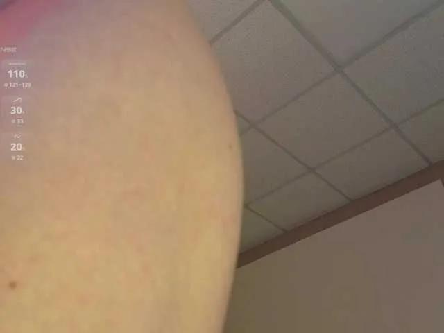 Offline LizaLove on BongaCams