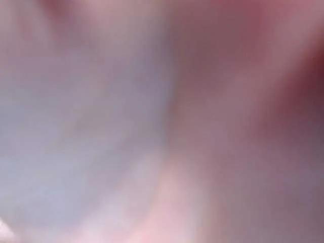 Offline Lovvebirds on BongaCams