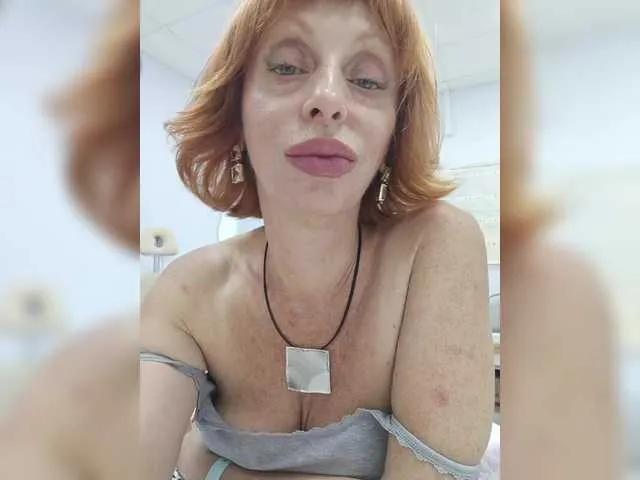 Offline lulu15a on BongaCams