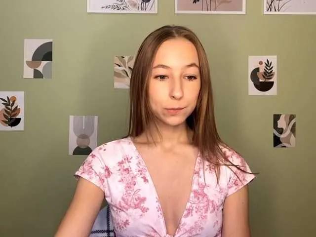 LunaBlaze on BongaCams