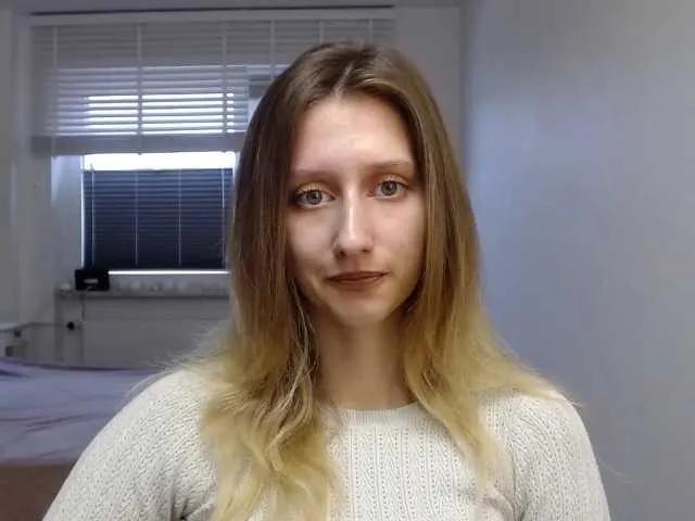 Offline LUNAdream on BongaCams