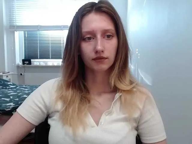 Offline LUNAdream on BongaCams